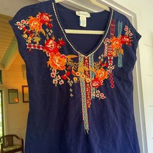 Absolutely ADORABLE Sundance Sleeveless T Size Small Mint Condition